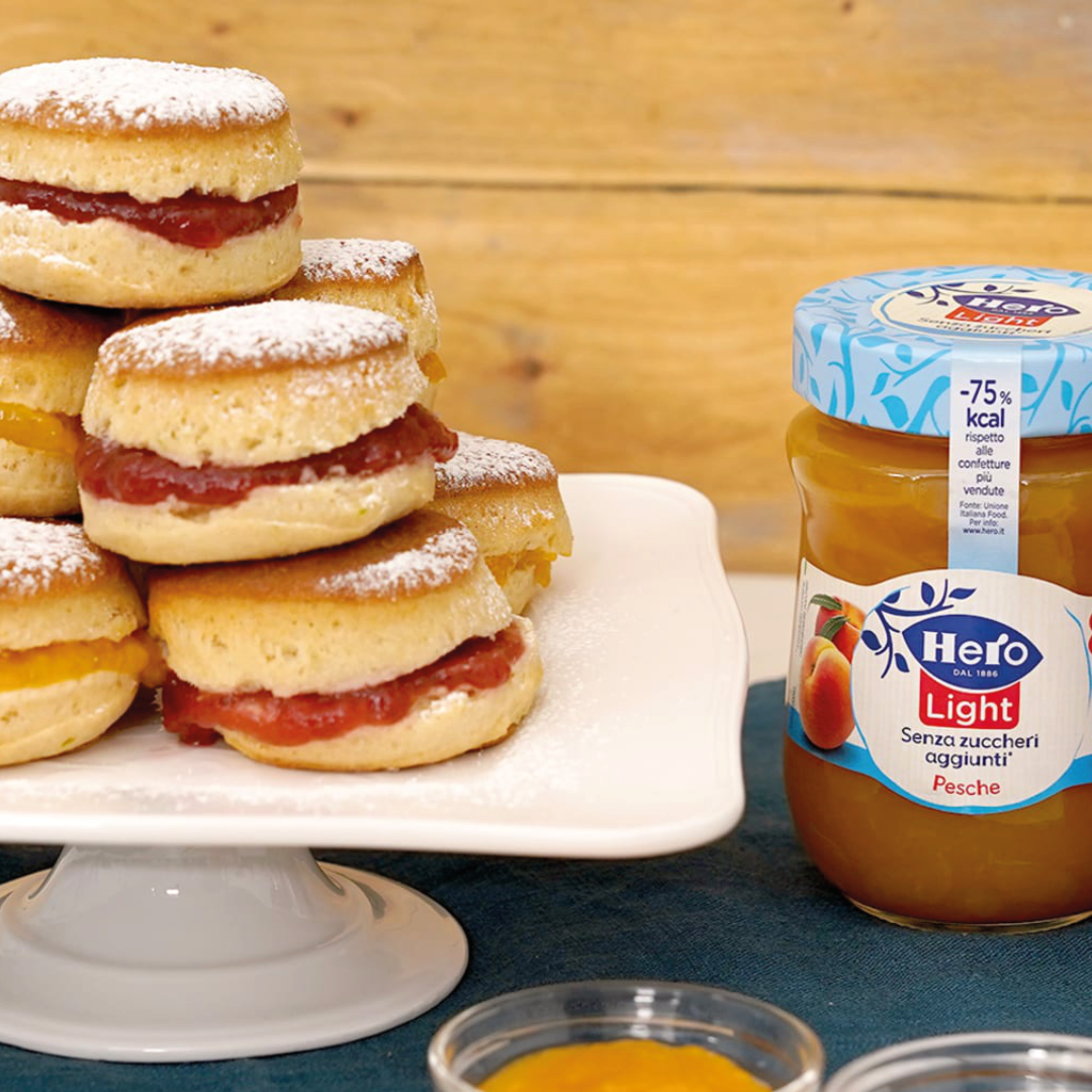 Scones Light con confettura Hero Light alla Fragola